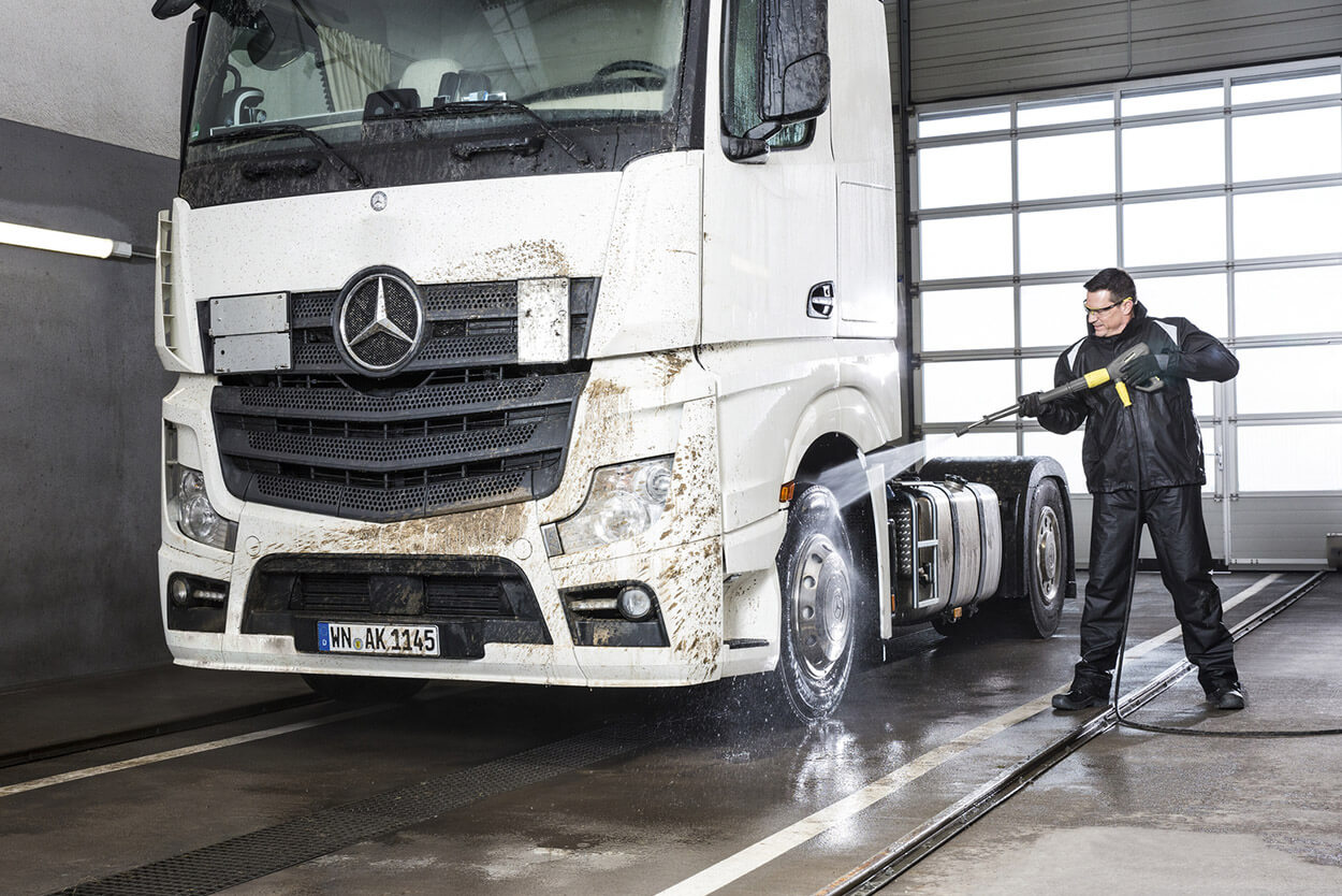 Easyforce_truck_washcenter_app_6_CI15_96-dpi-jpg-3